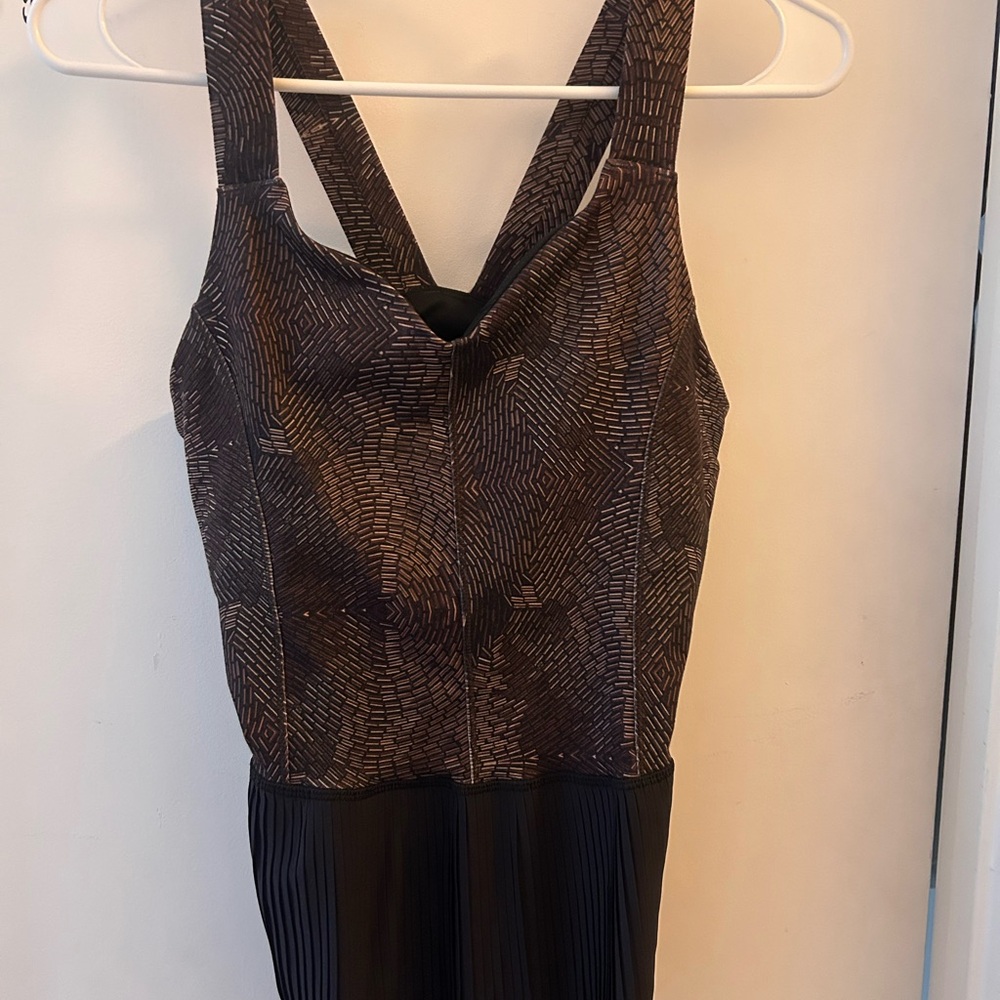 Lululemon Elegant Brown Sleeveless Top